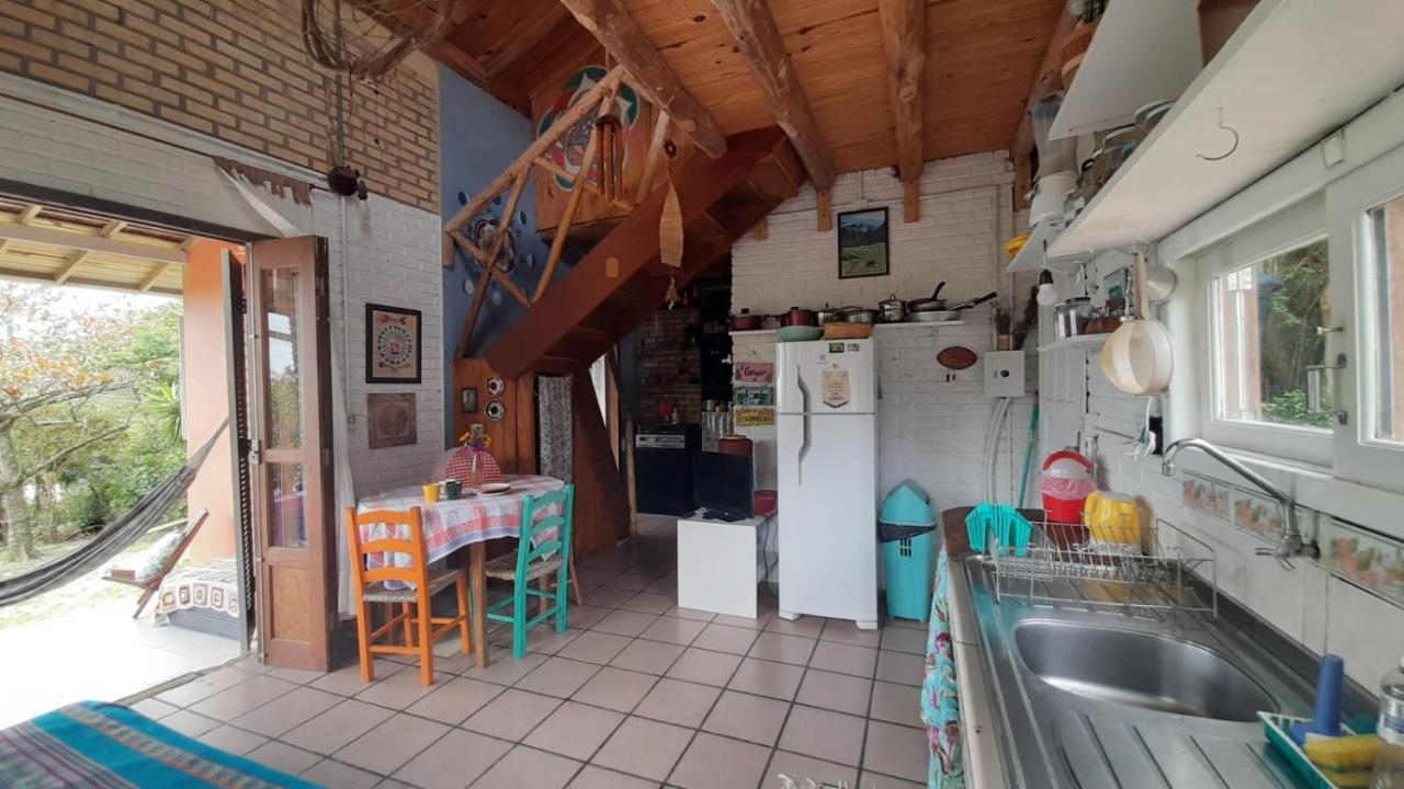 Paikea Hostel Praia Do Rosa Buitenkant foto